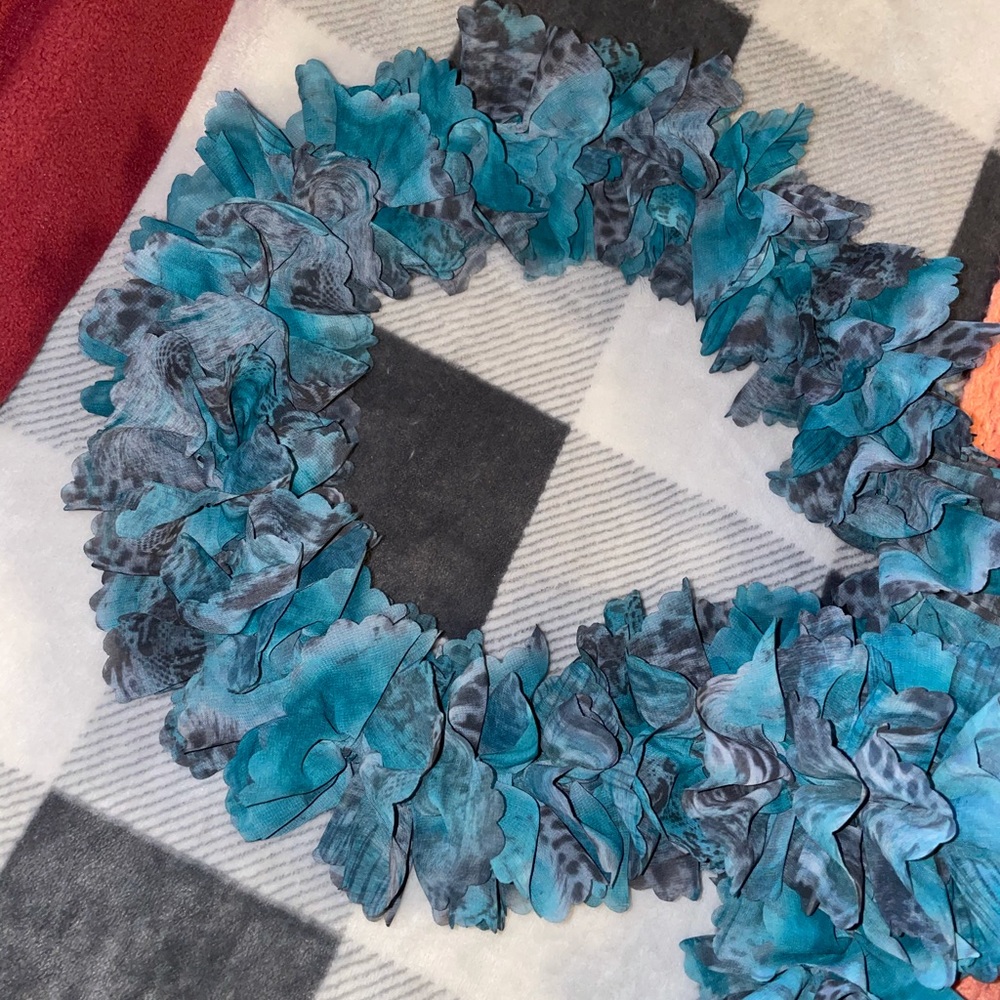 Patterned scarf